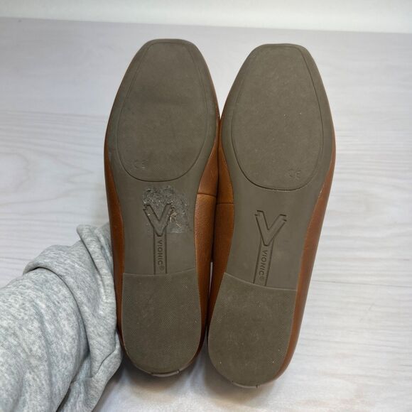 Vionic Hayes Leather Slip On Loafers Shoes Brown Womens Size 9 - Picture 7 of 8